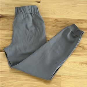 Lululemon On The Fly Jogger Grey Sage Size 4